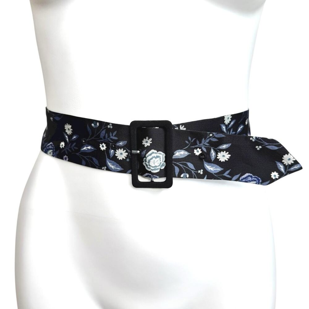 Vintage 1970s Astor Germany Floral Fabric Belt Blue Black Silver Buckle